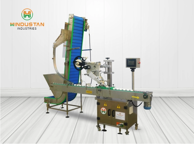 Top Labeling Machine with Elevator​ Conveyor